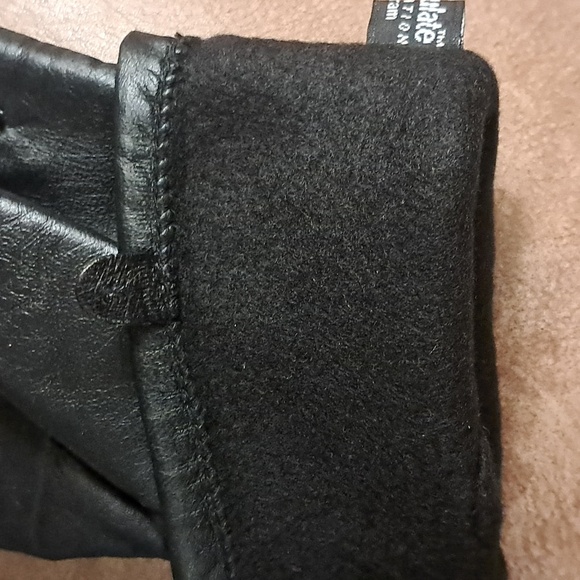 Womwn Black Leather Gloves Size M Outdoor Classic Fitted Warm Preowned - Picture 6 of 8